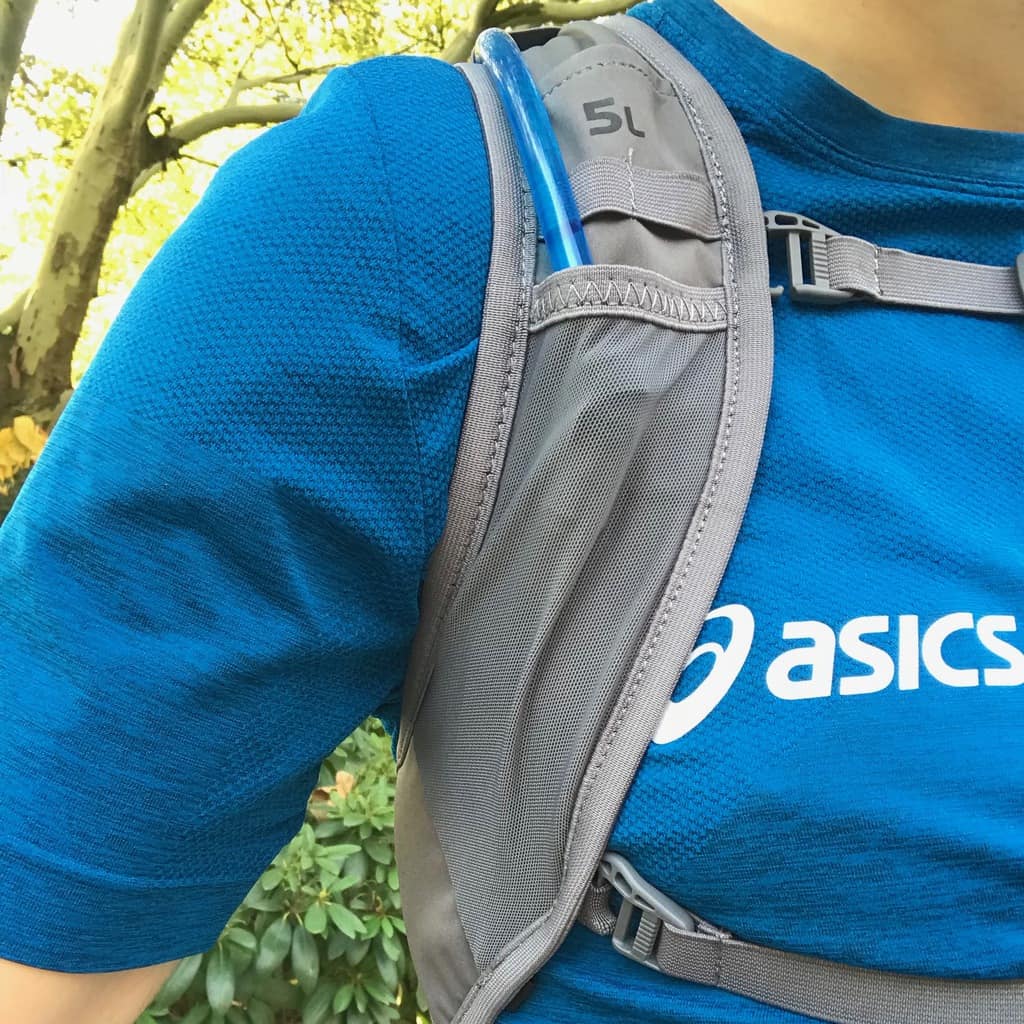 asics 5l running backpack